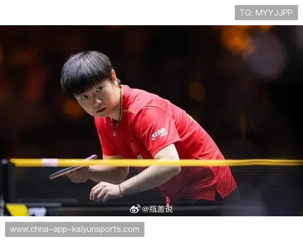 孙颖莎和外国巨星合照，小巨人魅力暴击