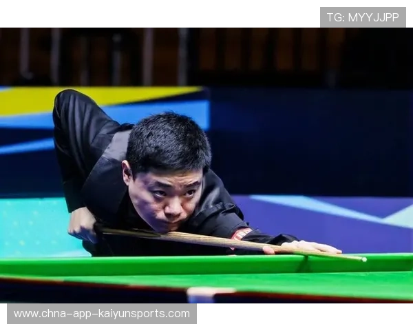 斯诺克国锦赛8强出炉：塞尔比6连胜逆转，吴宜泽5-4逆转小特。，斯诺克国际赛