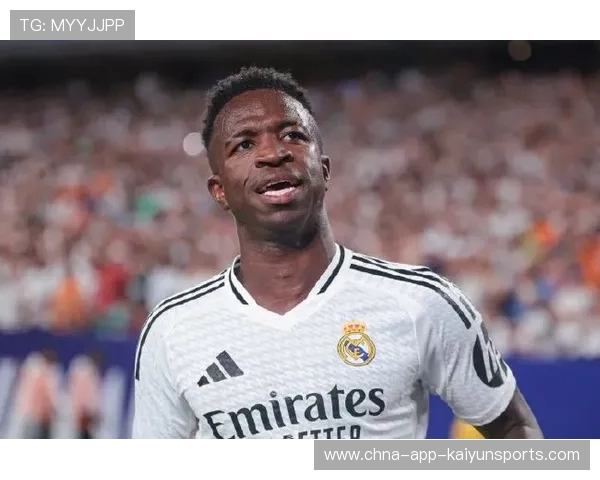 维尼修斯沙特联报价升温，皇马是否放行引发热议